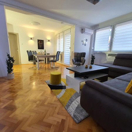 Apartment Pallaton Nasice Buitenkant foto